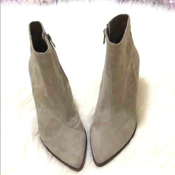 STEVE MADDEN Marissa taupe ankle pointy toe bootie - Picture 3 of 8